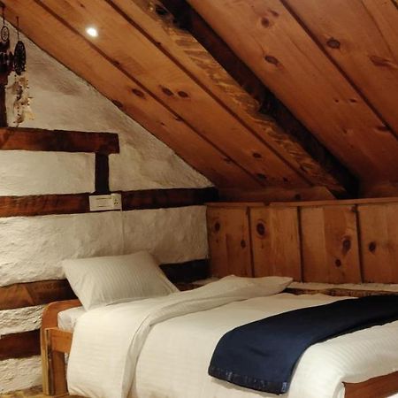 Parvatis Lap Luxury Hostel & Camps Kasol Eksteriør billede